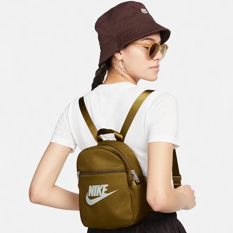 Nike Women’s Sportswear Futura 365 Mini Backpack (6L) – Olive Flak/Olive Flak/Light Silver