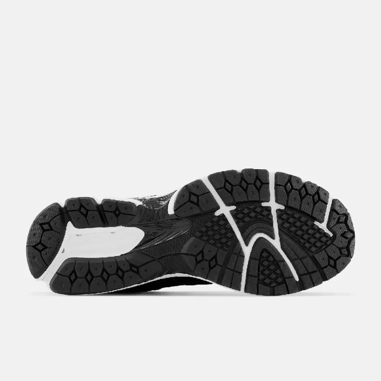New Balance Unisex 2002R – Black with phantom and gunmetal thumbnail 5