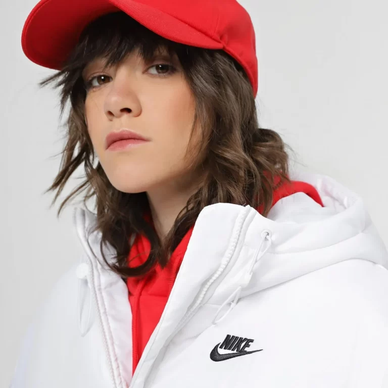 Nike Women’s Sportswear Classic Puffer – White thumbnail 4