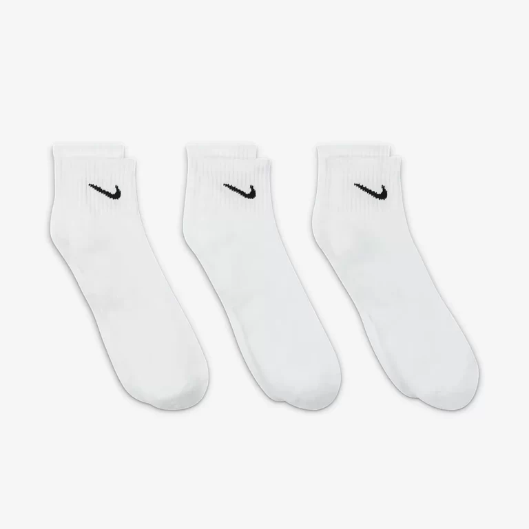 Nike Unisex Everyday Cushioned Training Crew Socks (3 Pairs) – White thumbnail 2