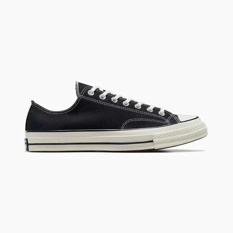 Converse Women’s Chuck 70 Low Top Shoes – Black
