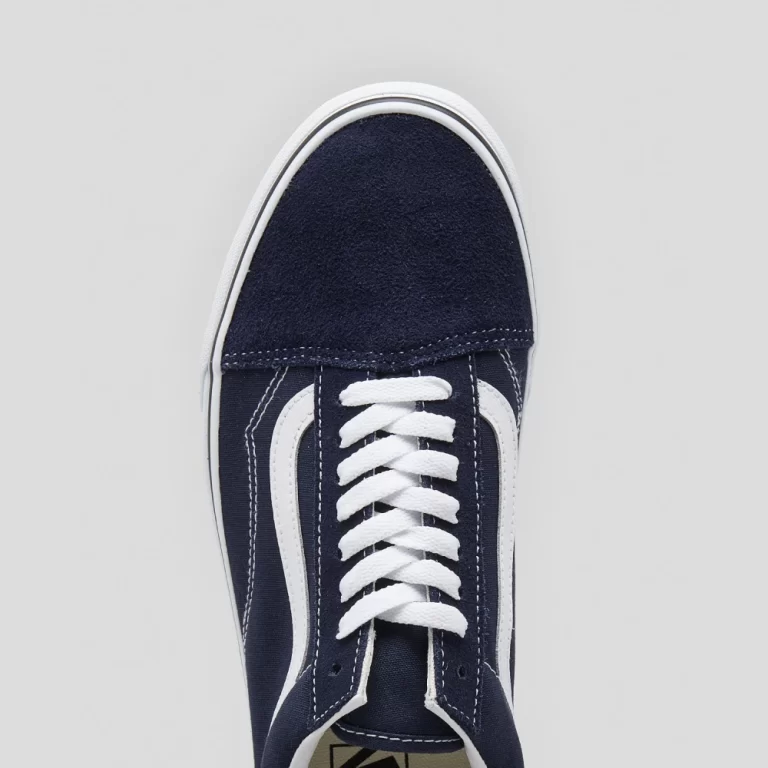 Vans Women’s Old Skool Shoes – Parisian Night / True White thumbnail 3