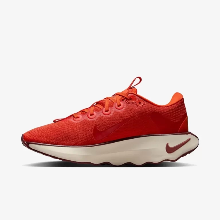 Nike Women’s Motiva Shoes – Picante Red / Pale Ivory