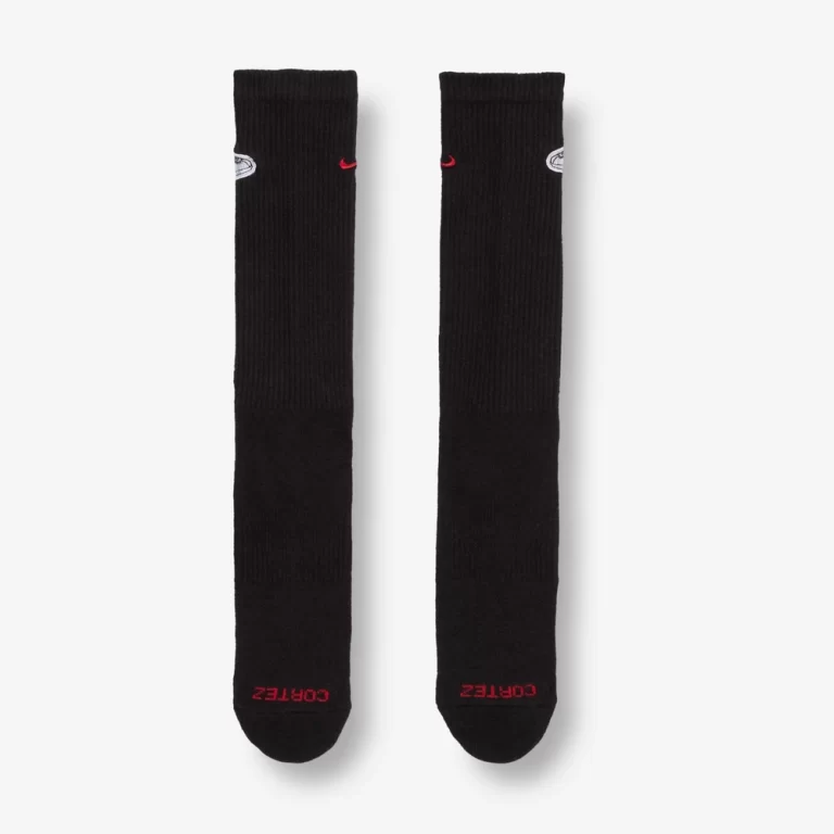 Nike Unisex Everyday Cushioned Crew Socks (1 Pair) – Black / Game Royal / University Red thumbnail 3