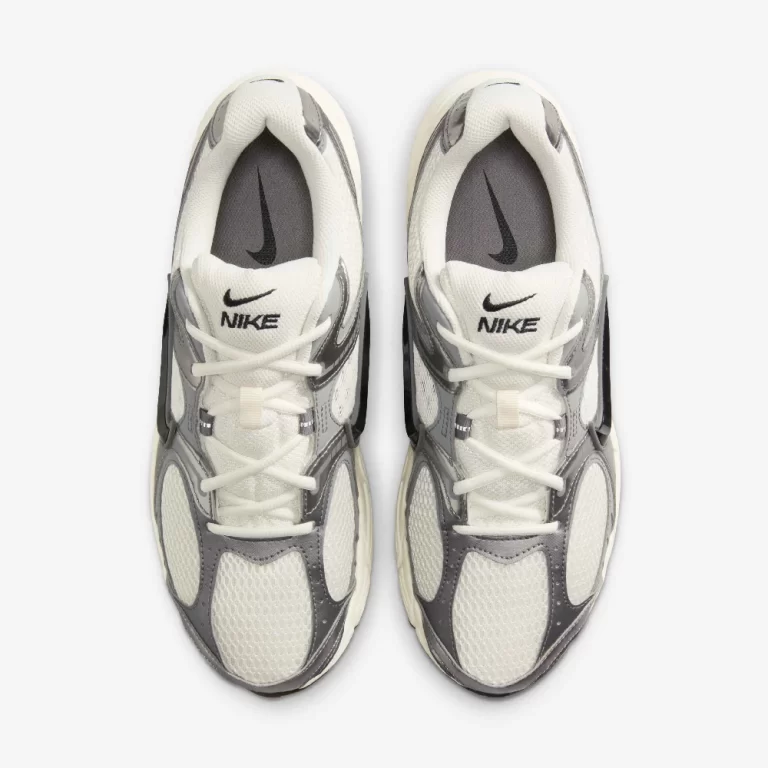 Nike Men’s Nike V5 RNR Shoes – Phantom / Pencil Point / Black thumbnail 5