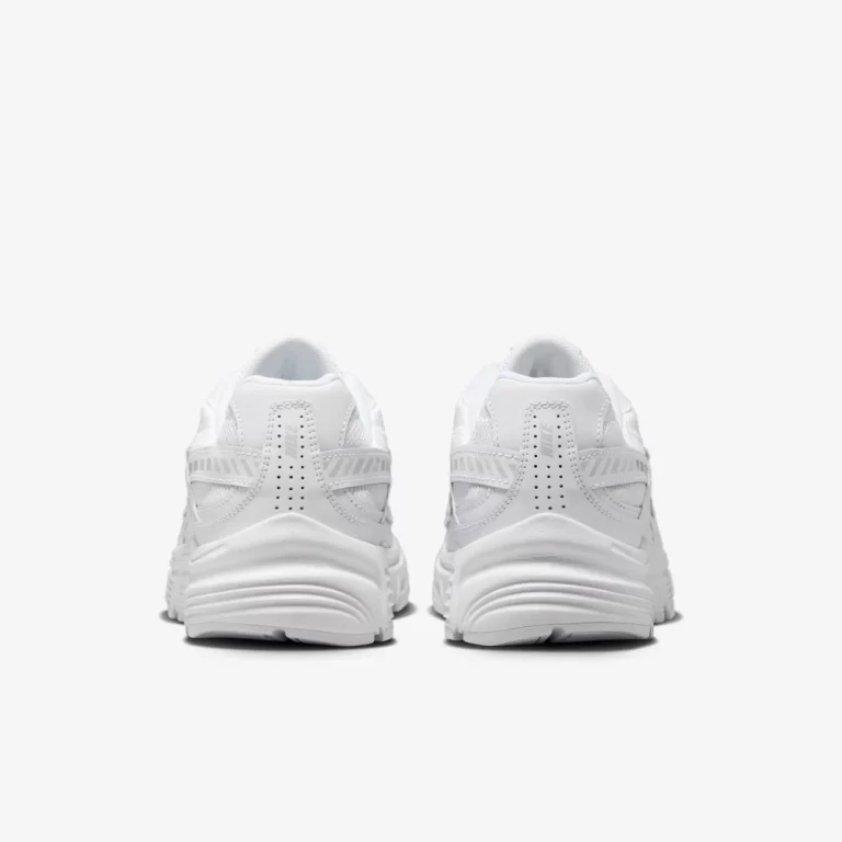 Nike Women’s Initiator Shoes – White / Photon Dust / Metallic Silver thumbnail 4