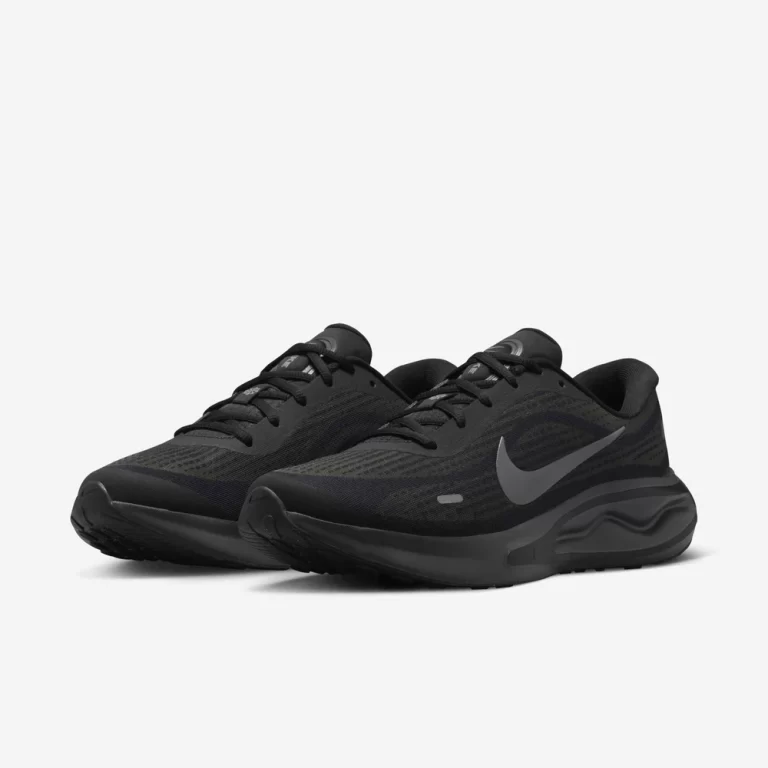 Nike Men’s Journey Run Road Running Shoes – Black / Medium Ash / Smoke Grey thumbnail 3