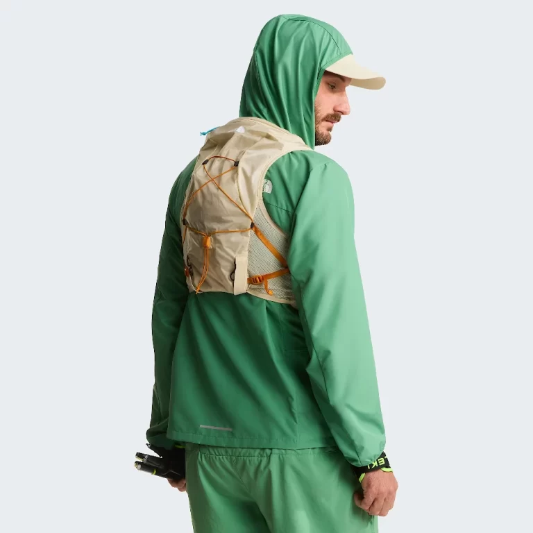 The North Face Unisex Sunriser Run Vest 8L – Desert Stone / Rust Orange thumbnail 4
