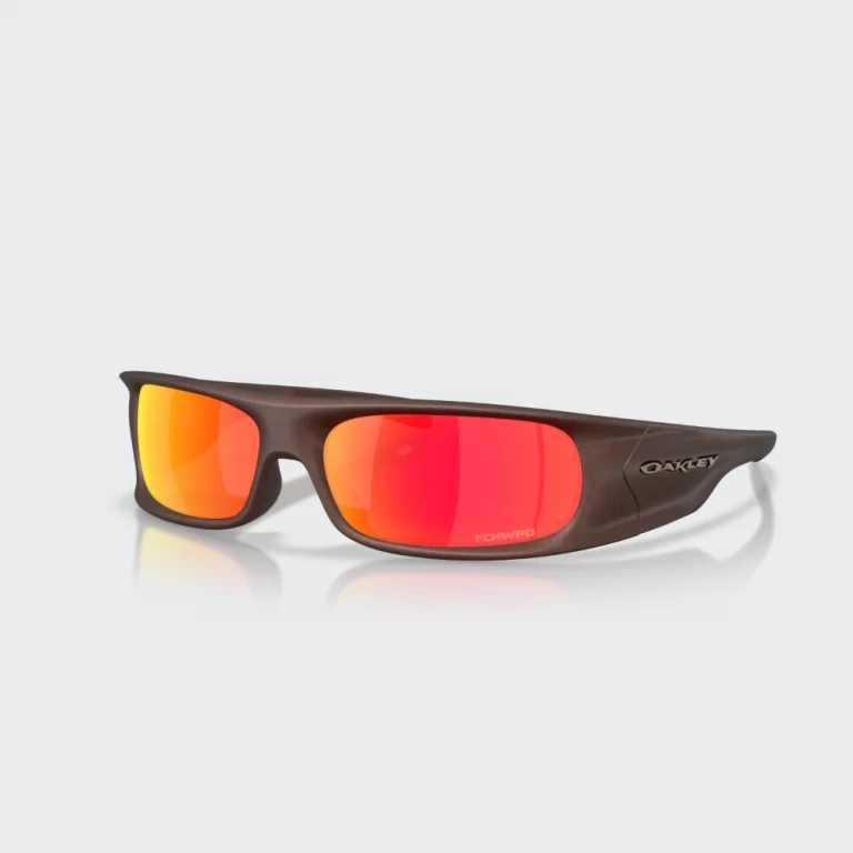 Oakley Men’s Highland Jaylen Brown Signature Series – Prizm Ruby Lenses / Corten Frame