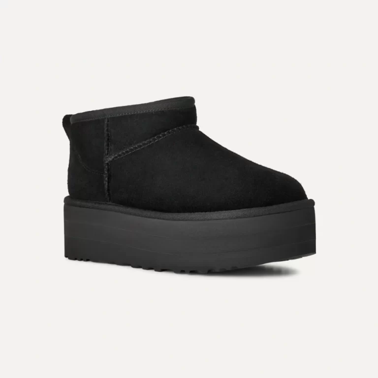 UGG Women’s Classic Ultra Mini Platform Boots – Black thumbnail 3